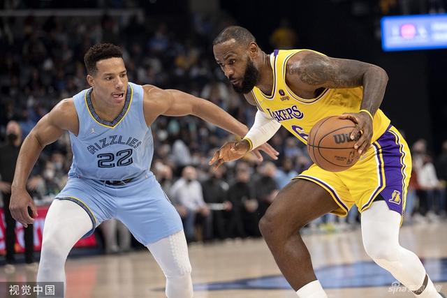 约基奇35+17+12掘金逆转猛龙 绿军大胜开拓者