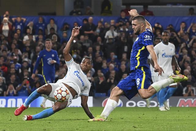 里尔考虑与31岁前巴萨中卫乌姆蒂蒂解约